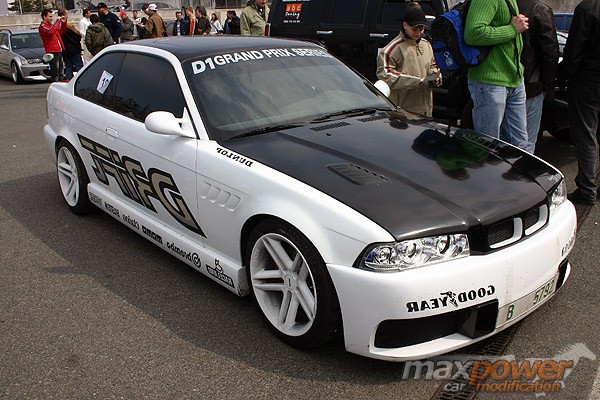 bmw5.jpg